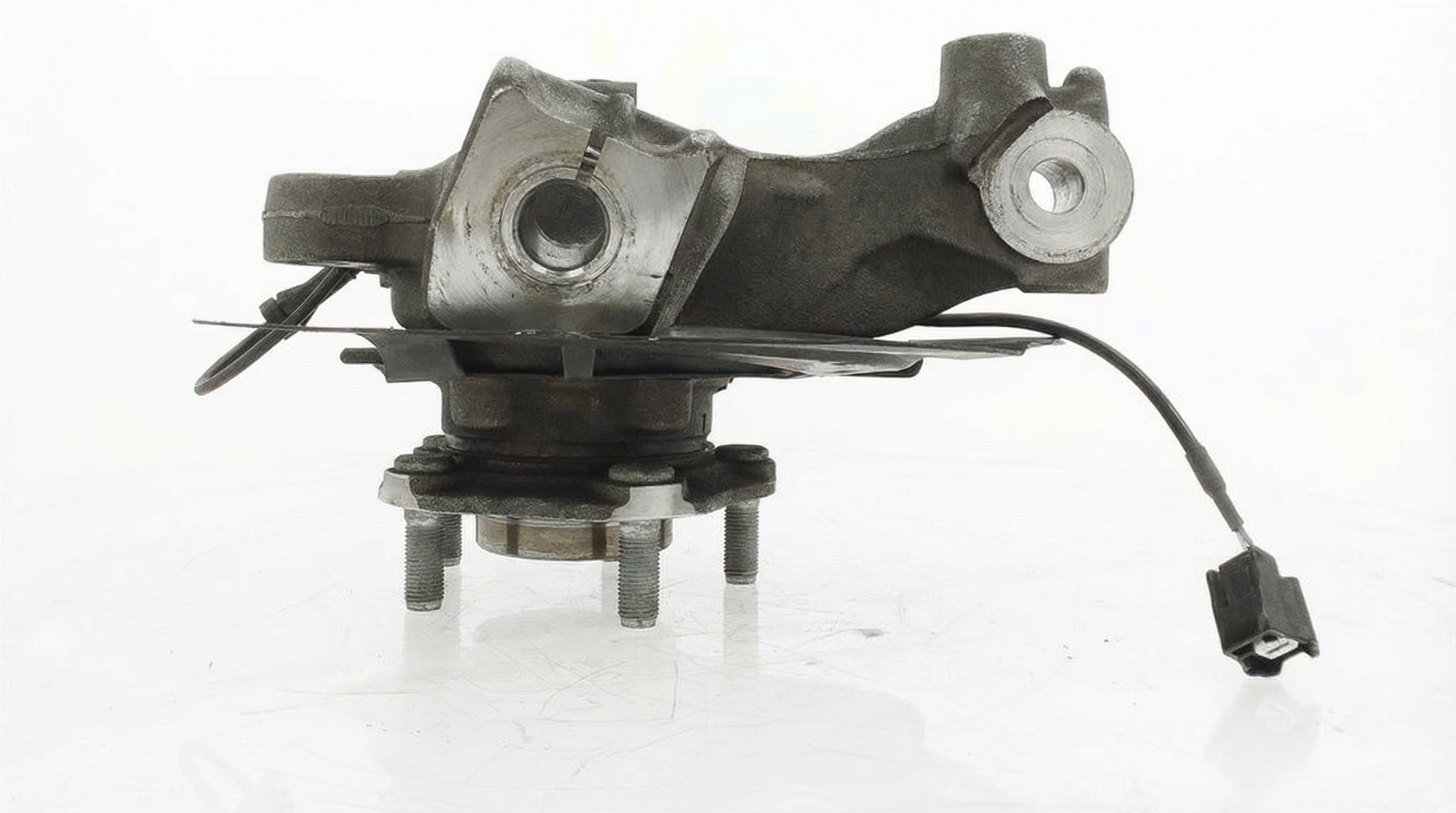 2015-2024 Nissan Murano Front Steering Knuckle (Less Hub) - Right (Passenger) (Used OEM)
