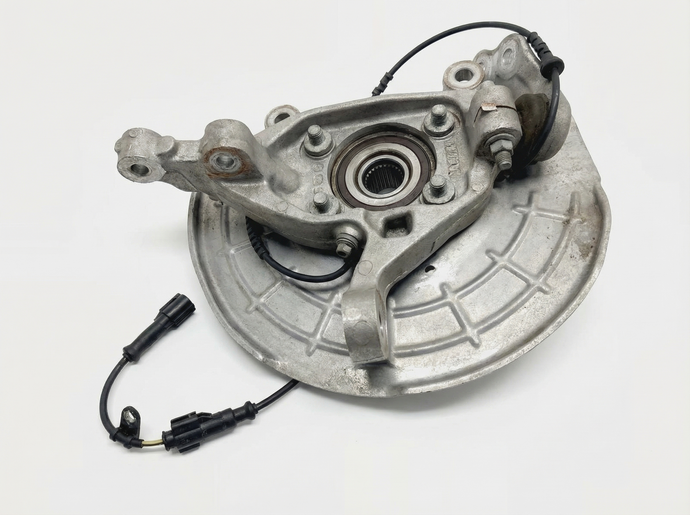 2016-2018 Fiat 500X Front Steering Knuckle - Left (Driver) (Used OEM)