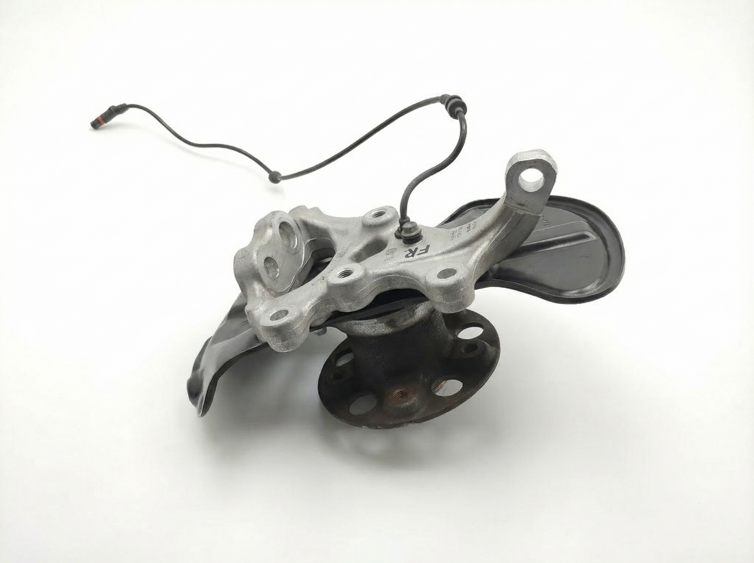2001-2015 Mercedes-Benz C280 Front Steering Knuckle - Right (Passenger) (Used OEM)
