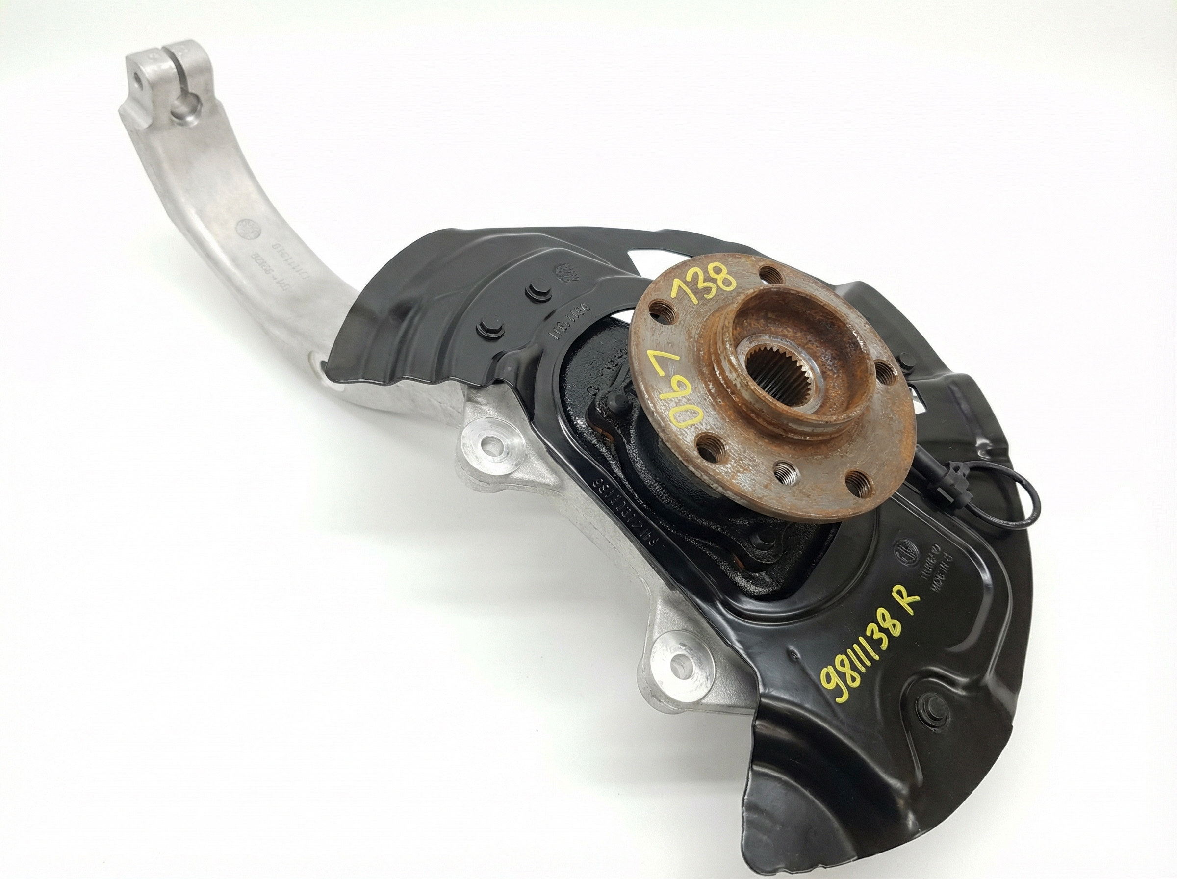  BMW X5 m AWD Steering Knuckle - Right (Passenger) (Used OEM)