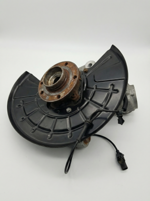 2014-2018 Jeep Cherokee Front Steering Knuckle - Left (Driver) (Used OEM)