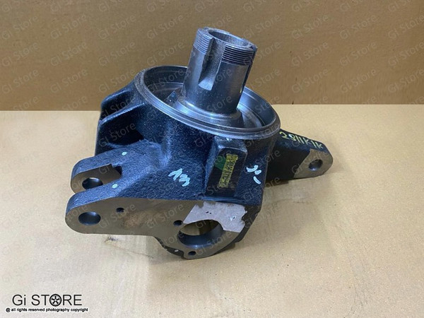 2004-2010 Toyota Sienna Front Steering Knuckle - Left (Driver) (Used OEM)