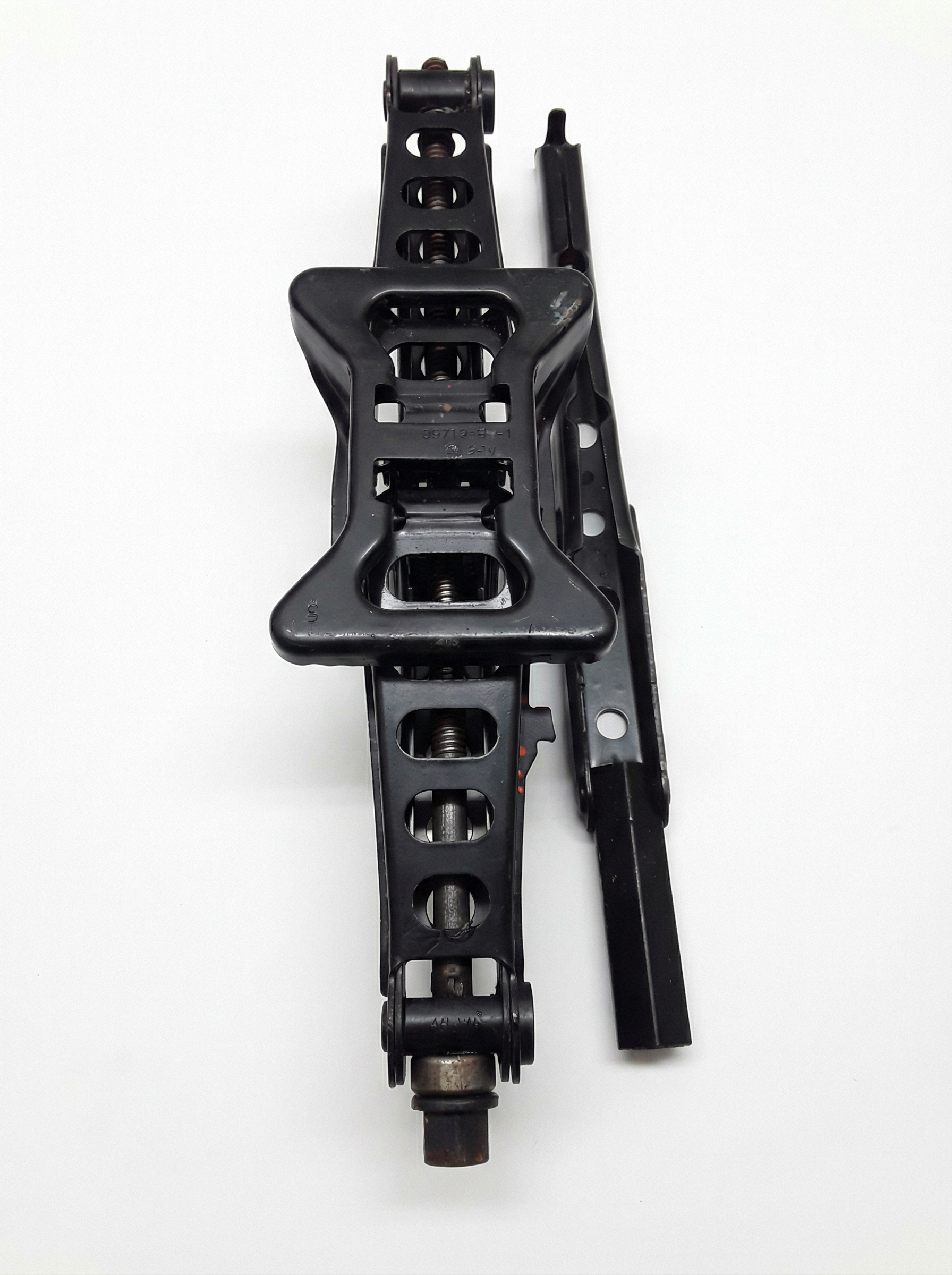 2001-2007 Dodge Caravan Scissor Jack (Used OEM)