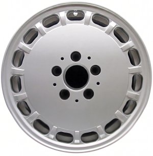 2001-2010 Chevrolet Silverado 3500 Classic Wheel (Used OEM)