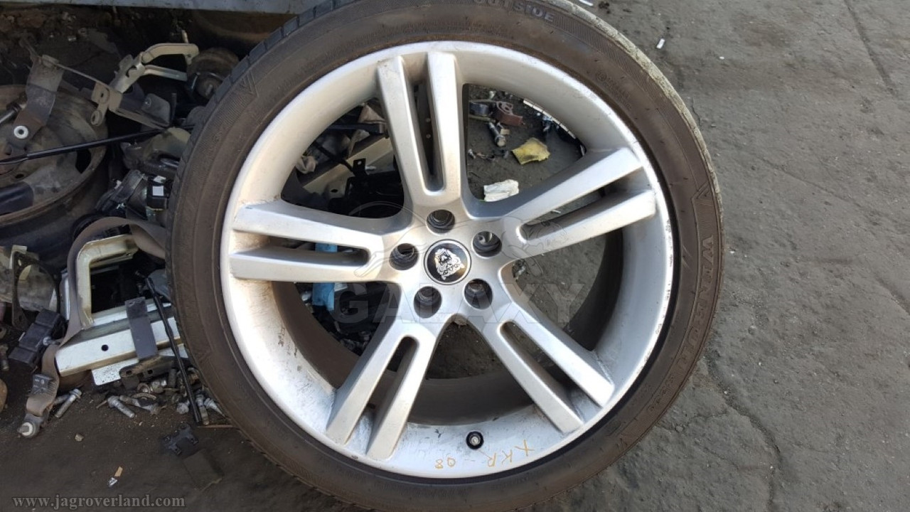 2007-2009 Jaguar XK Silver 19x9.5 Jupiter Style Silver Painted Alloy Rear Wheel (Remanufactured OEM)