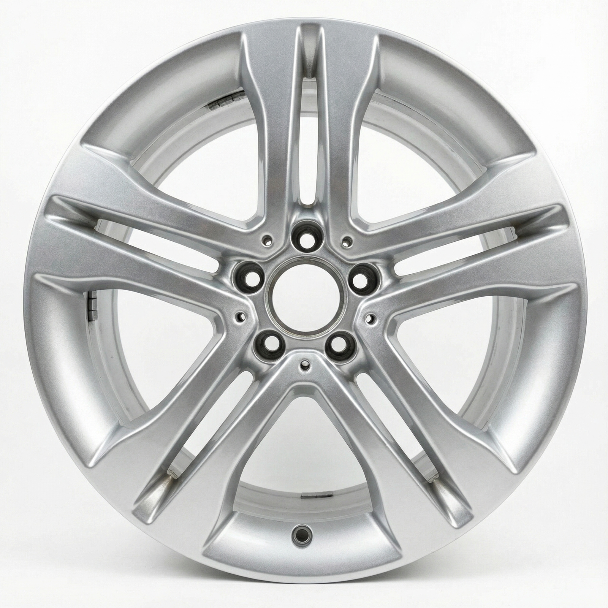2015-2020 Mercedes-Benz GLA250 Silver 18x7 10-Spoke Silver Painted Alloy Wheel (Remanufactured OEM)