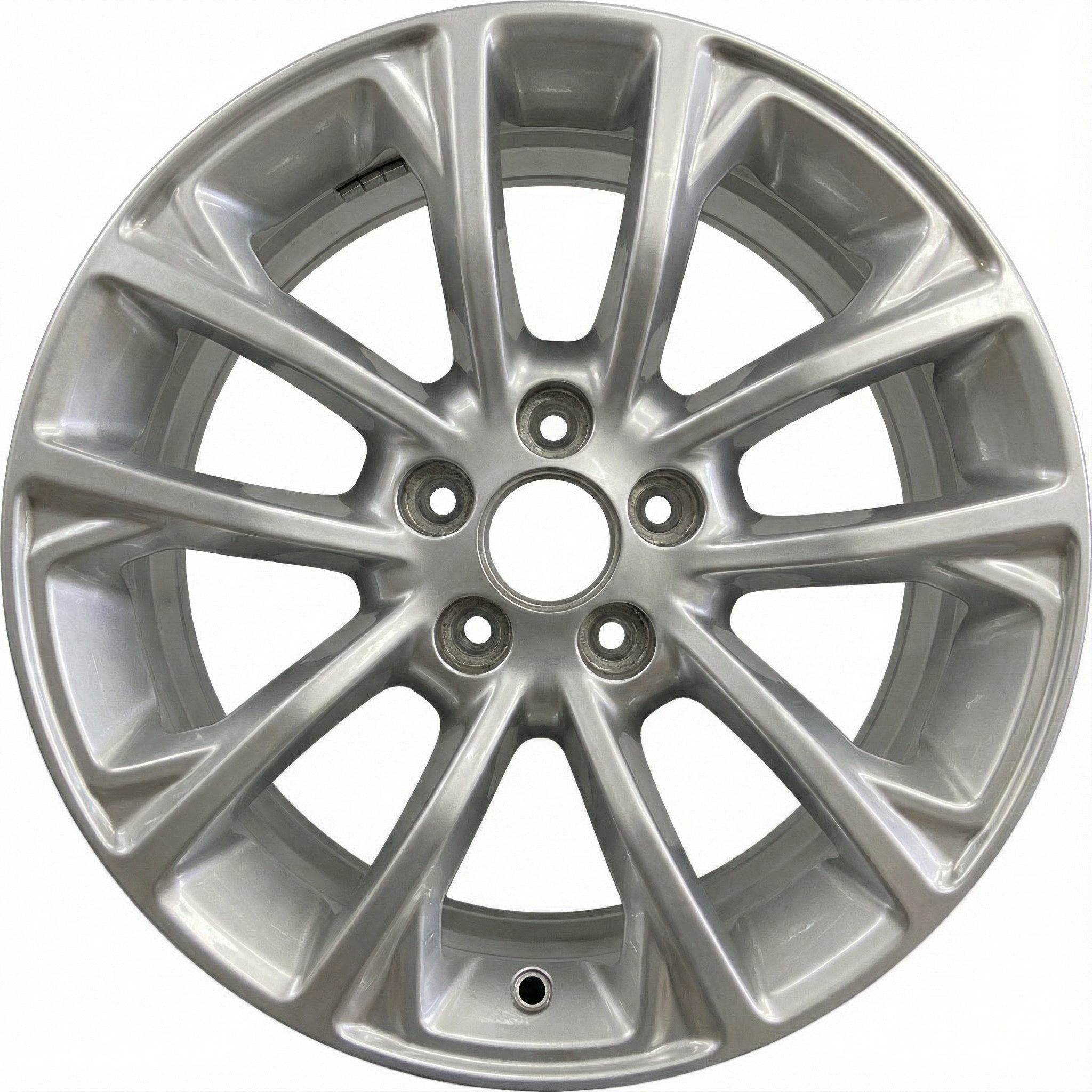 2019 Jeep Cherokee Silver 17x7 10-Spoke Silver Painted Aluminum Wheel (Remanufactured OEM)