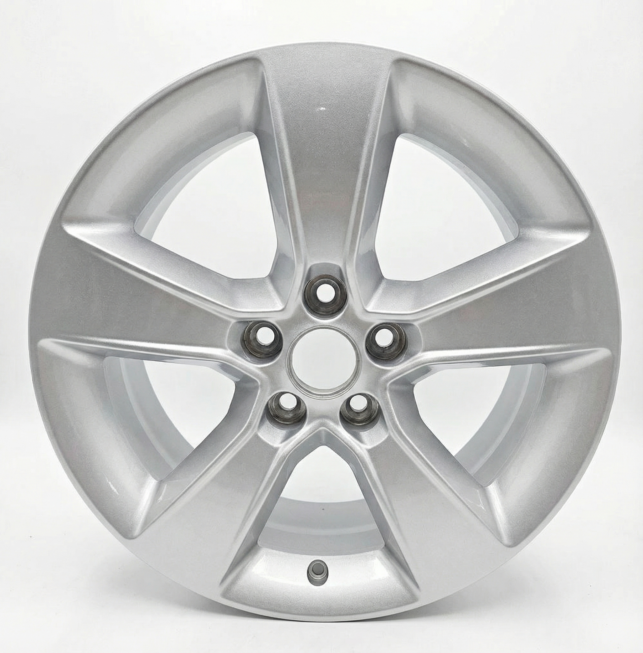 2008-2014 Dodge Charger Silver 17x7 5-Spoke Silver Painted Alloy Wheel (Remanufactured OEM)