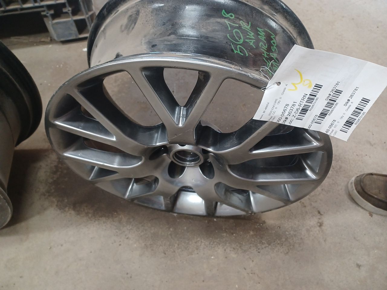 2015-2016 Chevrolet Sonic 18x7.5 Aluminum Medium Hyper Painted Alloy Wheel (Remanufactured OEM)