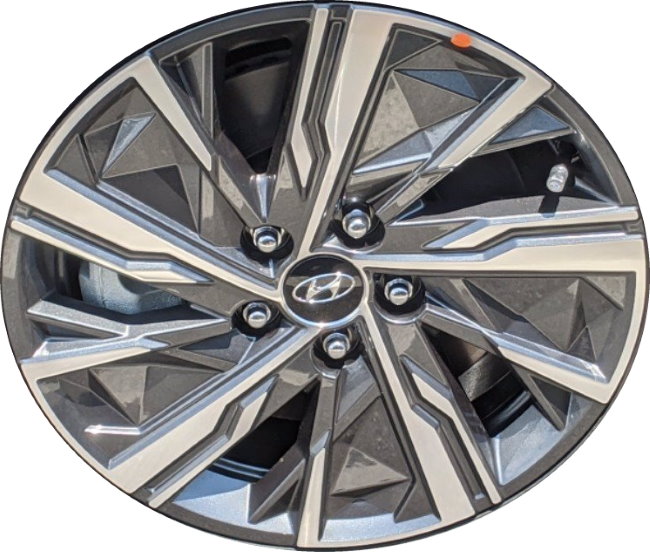 2022-2024 Hyundai Tucson Black 17x7 Machined Charcoal Alloy Wheel (Remanufactured OEM)