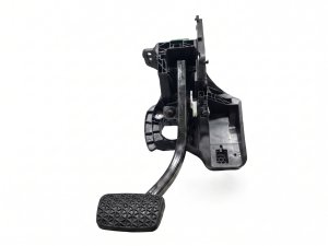 2018 Buick Regal Electric Throttle and Brake Pedal Assembly (Used OEM)