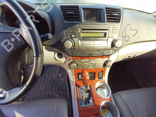 2008-2013 Toyota Highlander Power Brake Booster (Used OEM)