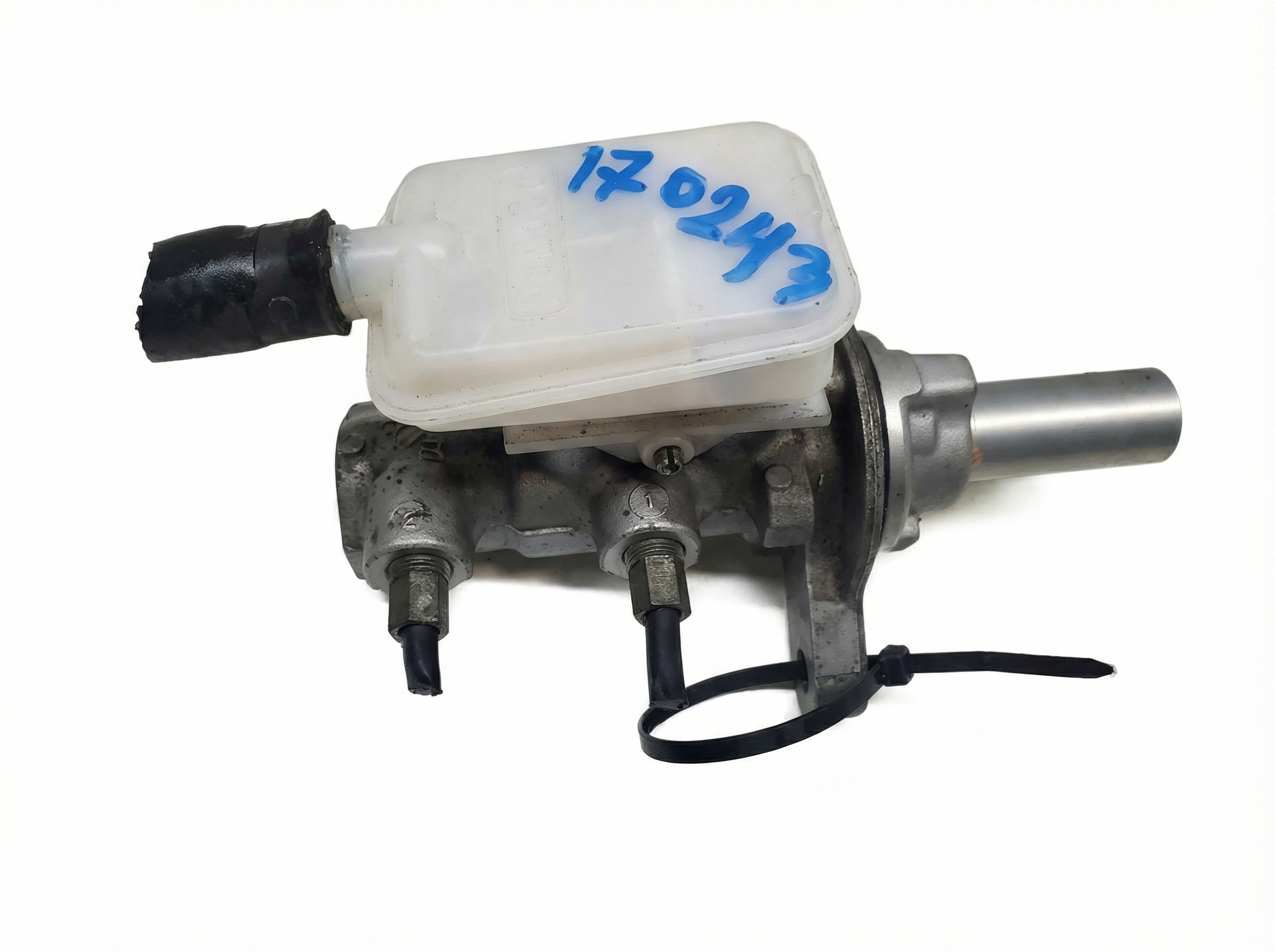 2007-2012 Mazda CX-7 Brake Master Cylinder Assembly (Used OEM)