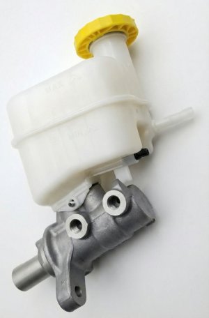 2014 Jeep Cherokee Brake Master Cylinder (Used OEM)