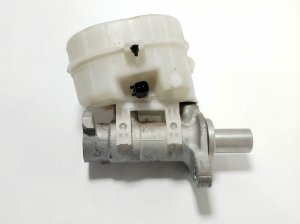 2015-2023 Ford Mustang Brake Master Cylinder (Used OEM)