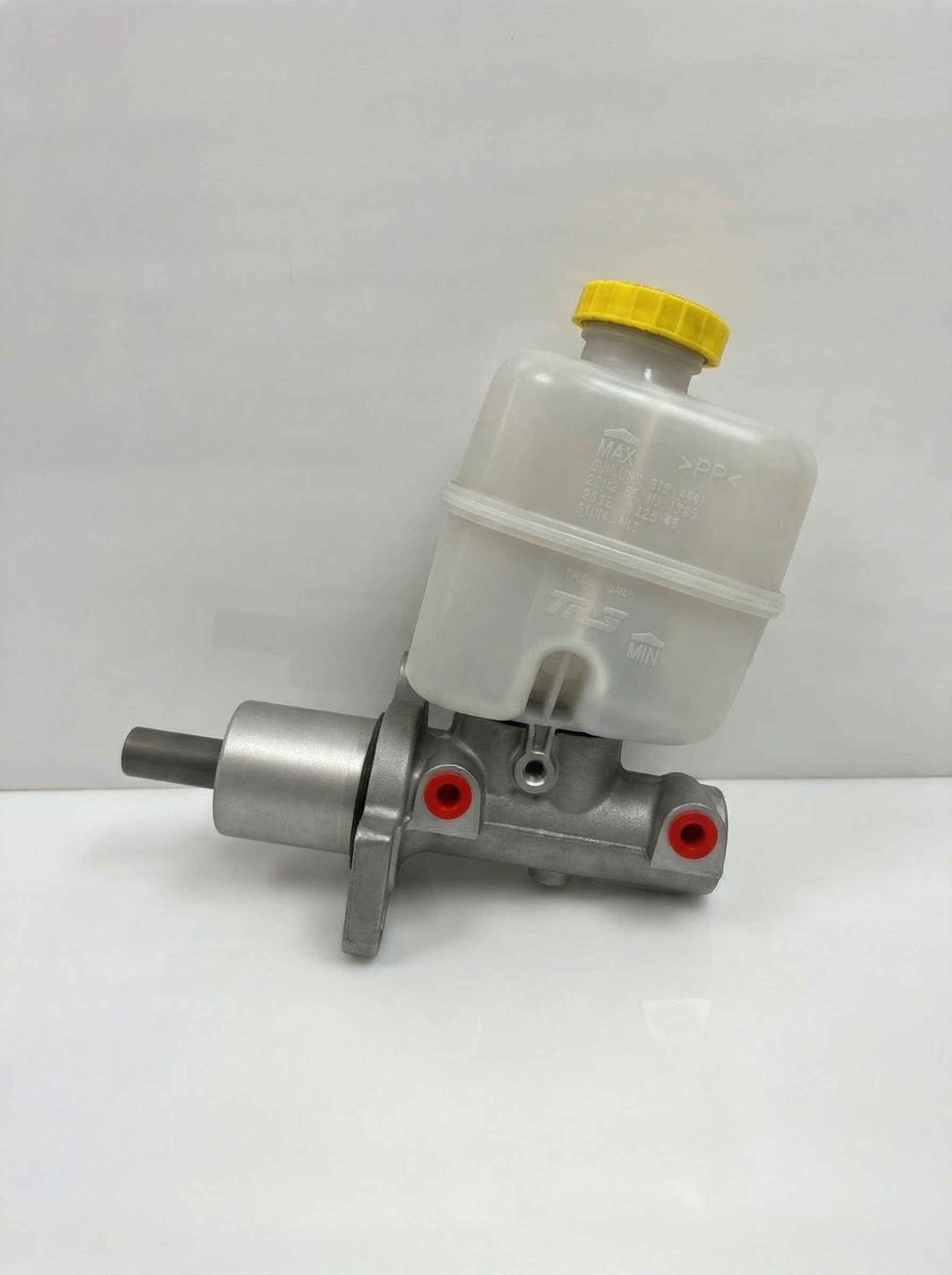 2002-2005 Jeep Liberty Brake Master Cylinder (Used OEM)
