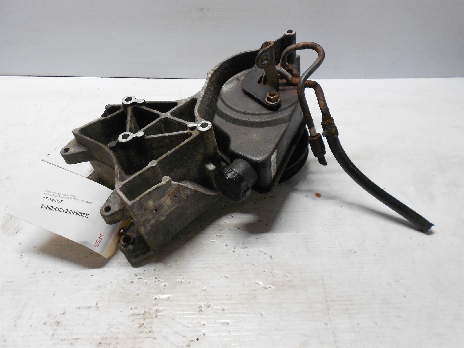 2001-2007 GMC Sierra 1500 Power Steering Pump (Used OEM)