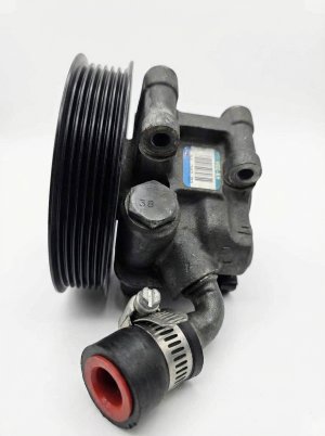 2005-2007 Ford Escape Power Steering Pump (Used OEM)