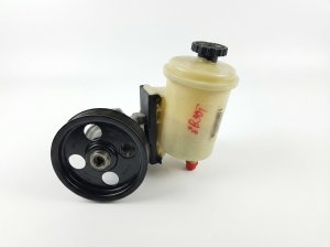 2008 Chrysler Aspen Power Steering Pump (Used OEM)