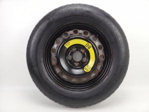 2015-2021 Kia Sedona 235/55R19 Michelin Tire Set of 4 (Used OEM)