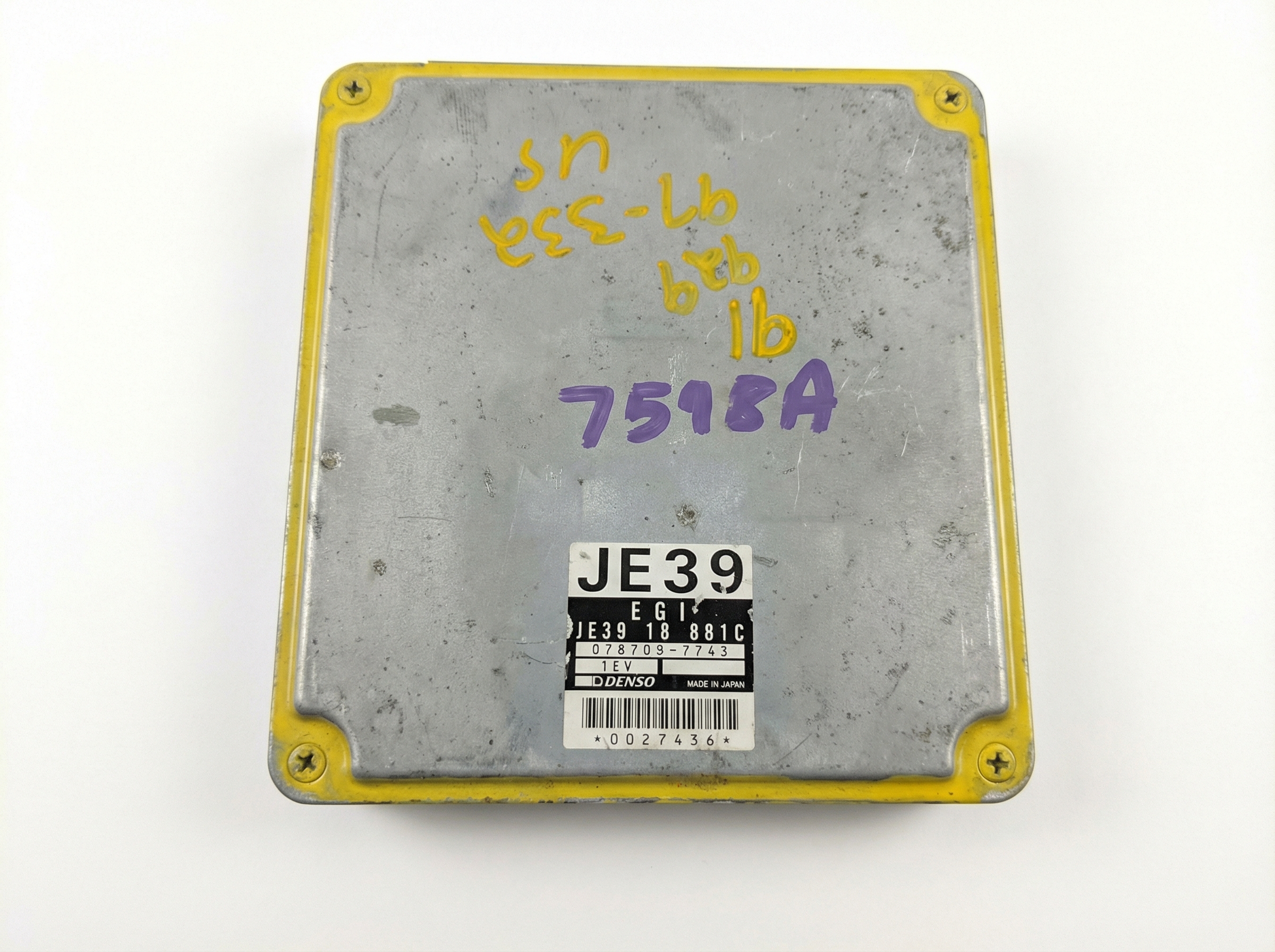 1990-1991 Mazda 929 Engine Control Module (ECM) (Used OEM)