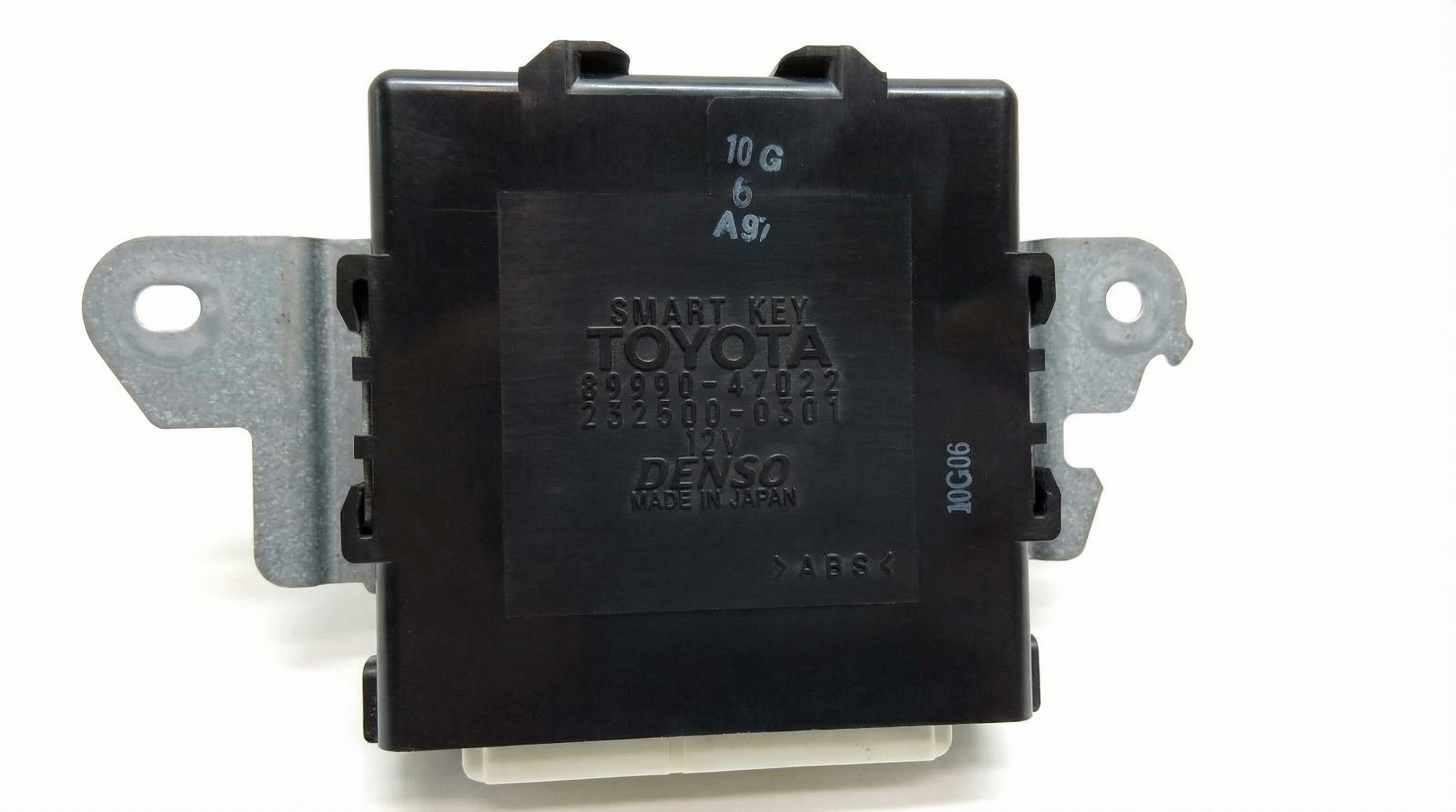 2004-2006 Toyota Prius Smart Key Control Module (Used OEM)