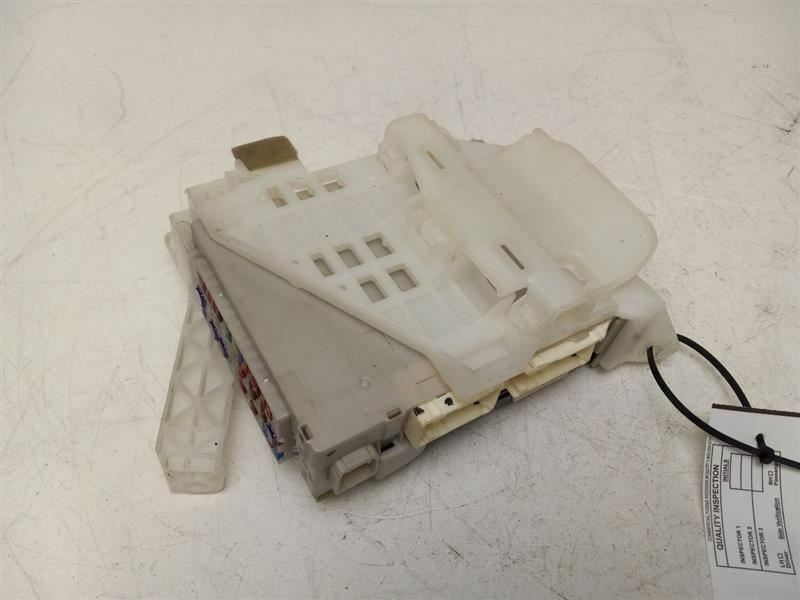 2010-2011 Toyota Prius Gateway Network Body Control Module (Used OEM)