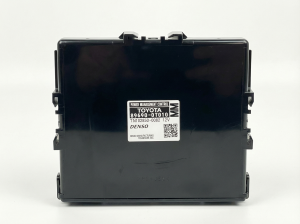 2009-2012 Toyota Venza Power Supply Control Module (Used OEM)