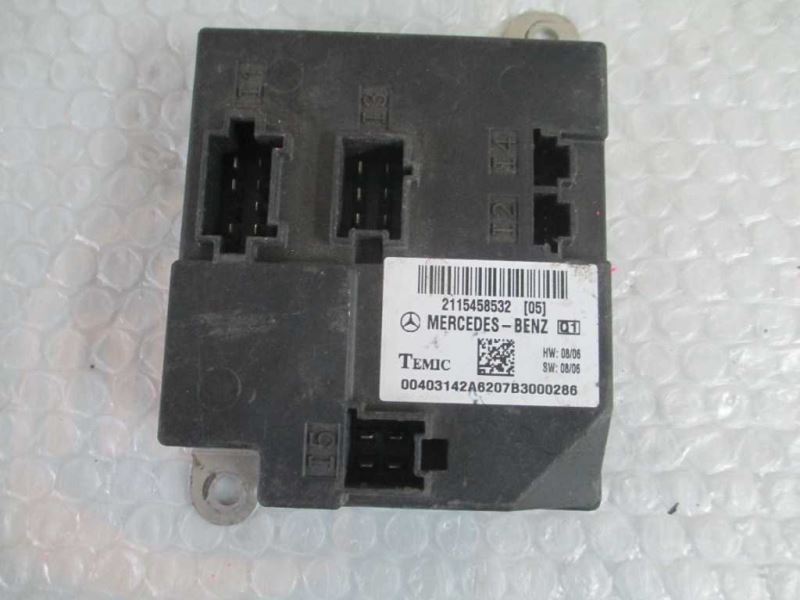 2007-2011 Mercedes-Benz CLS550 Front Signal Acquisition Module (SAM) Body Control Module (Used OEM)