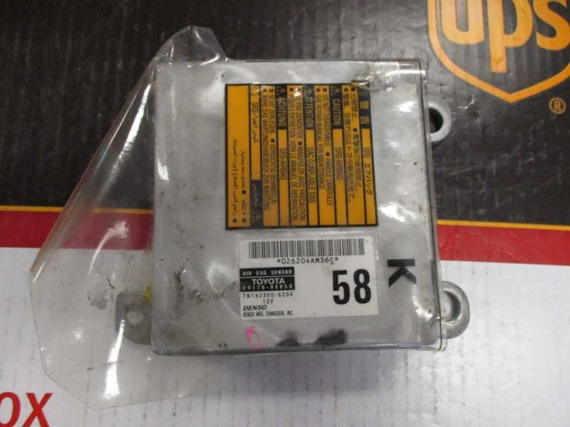 2004 Toyota Sienna Airbag Control Module (Used OEM)