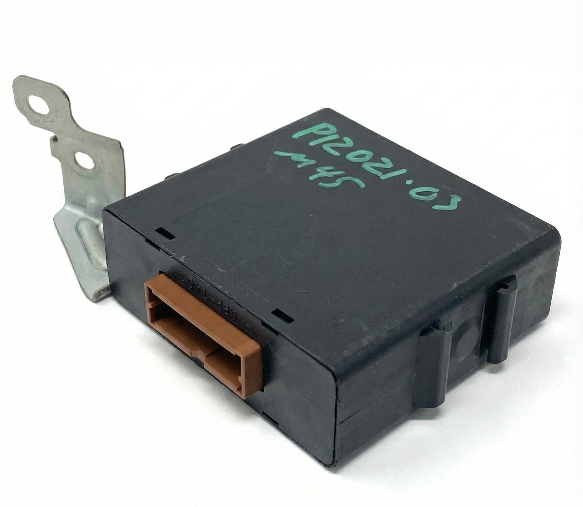 2003-2004 INFINITI M45 Cruise Control Module (Used OEM)
