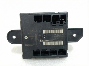 2009-2010 Chrysler Town &amp; Country Door Control Module - Right (Passenger) (Used OEM)