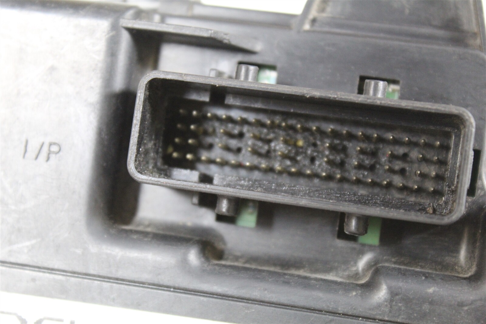 2002 CADILLAC DEVILLE Airbag Control Module (Used OEM)