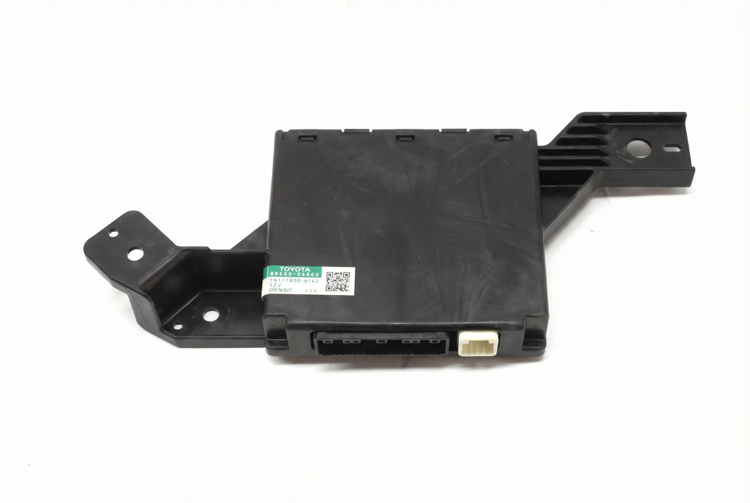 2015-2017 Toyota Camry Temperature Control Module (Used OEM)