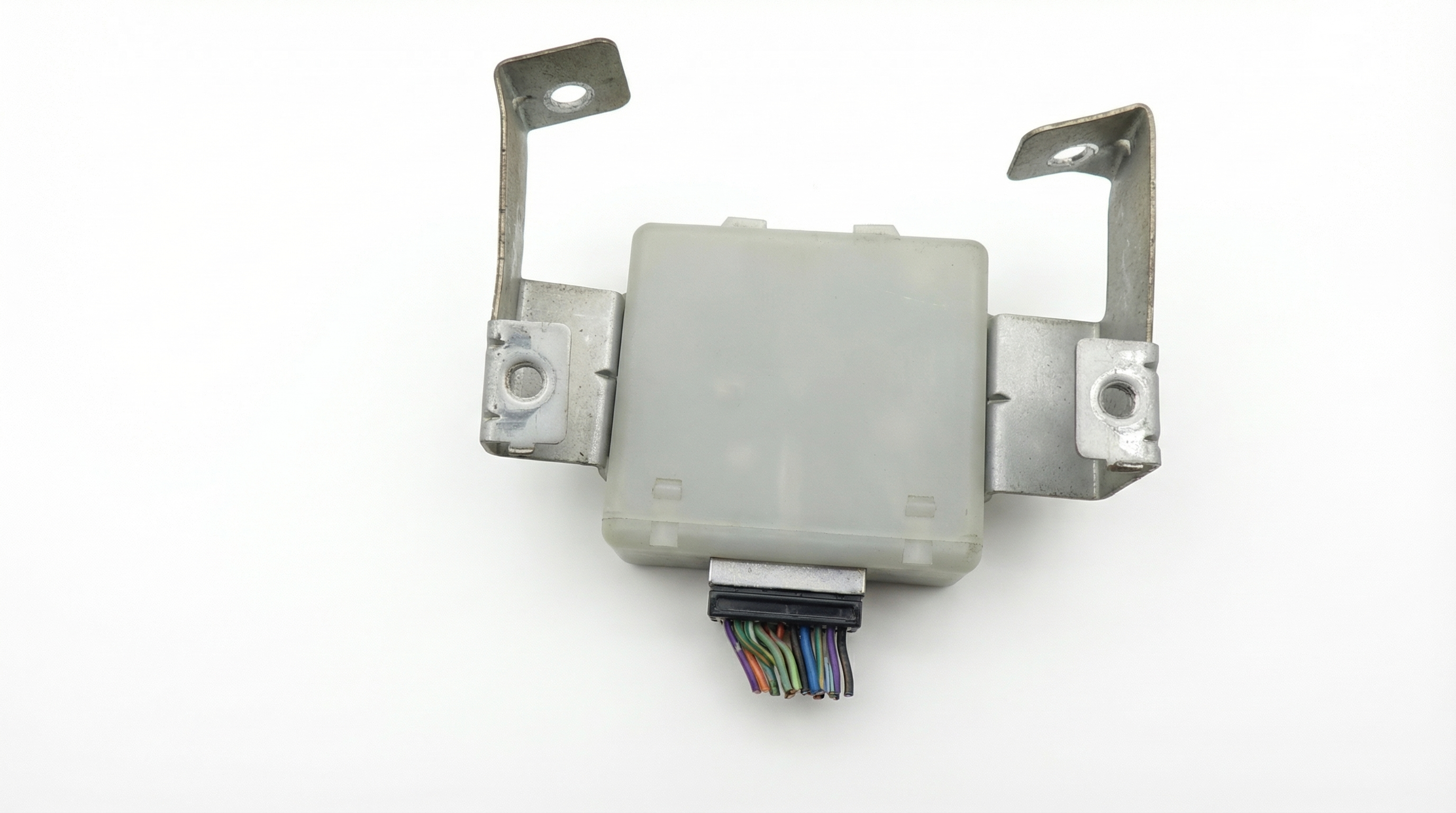 2013-2015 Toyota Avalon Multiplex Network Body Control Module (Used OEM)