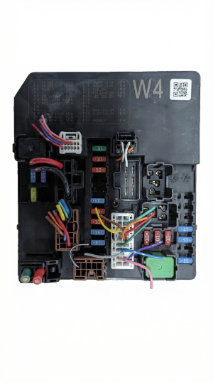 2013-2015 Nissan LEAF Intelligent Power Distribution Module (Used OEM)