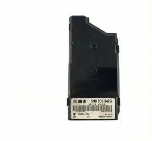2009-2017 Volkswagen Tiguan Communication Control Module (Used OEM)