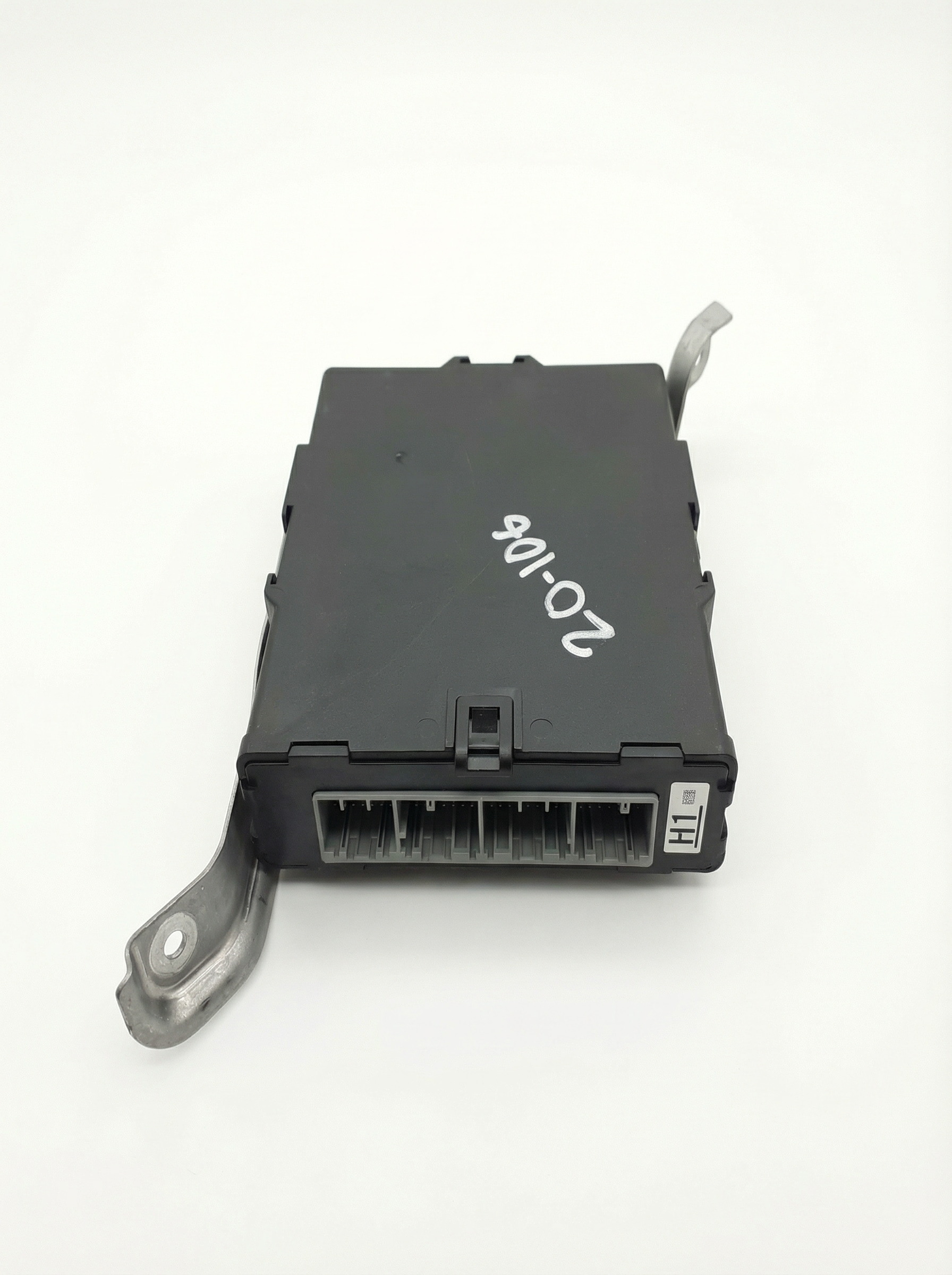 2013-2014 Lexus ES300h Power Supply Control Module (Used OEM)