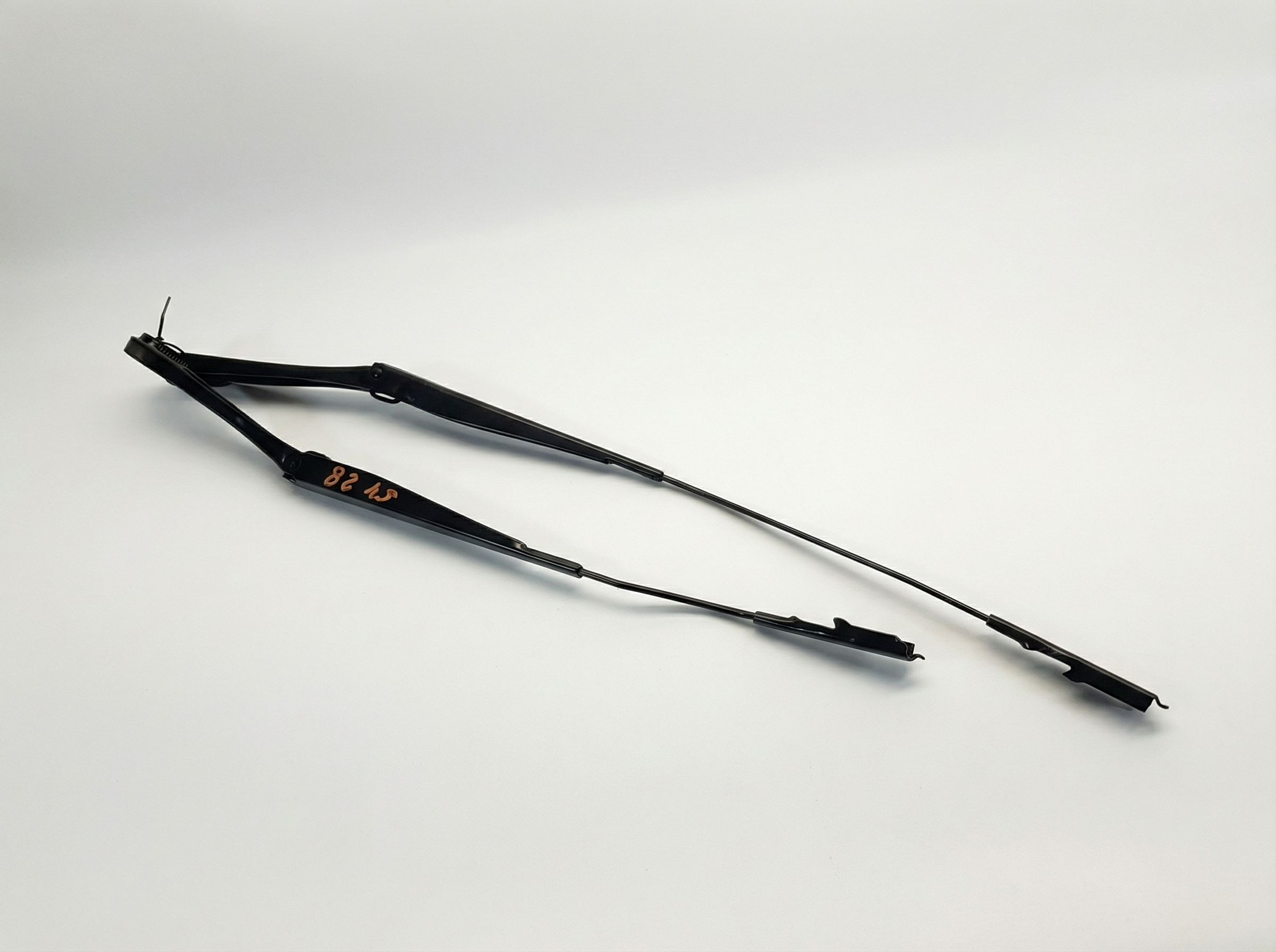 2020-2025 Ford Escape Front Windshield Wiper Arm - Left (Driver) (Used OEM)