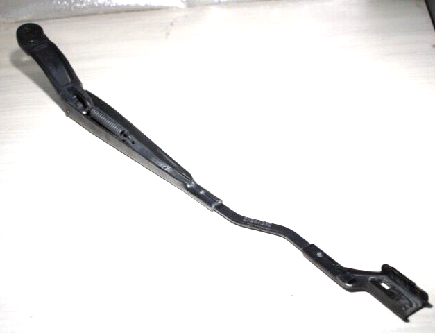 2019-2022 Ram 1500 Classic Windshield Wiper Arm - Left (Driver) (Used OEM)