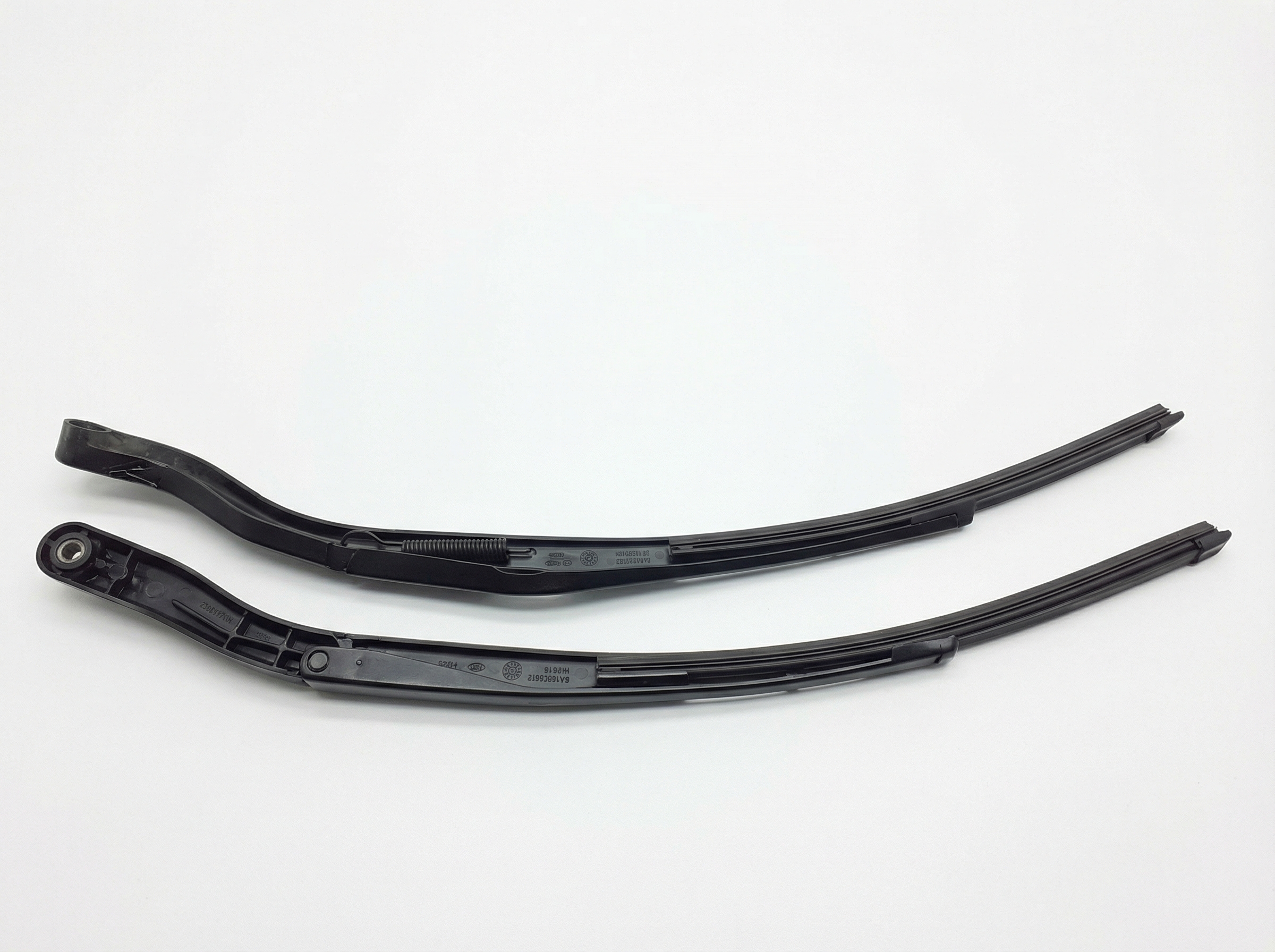 2010-2017 Chevrolet Equinox Front Windshield Wiper Arm - Left (Driver) (Used OEM)