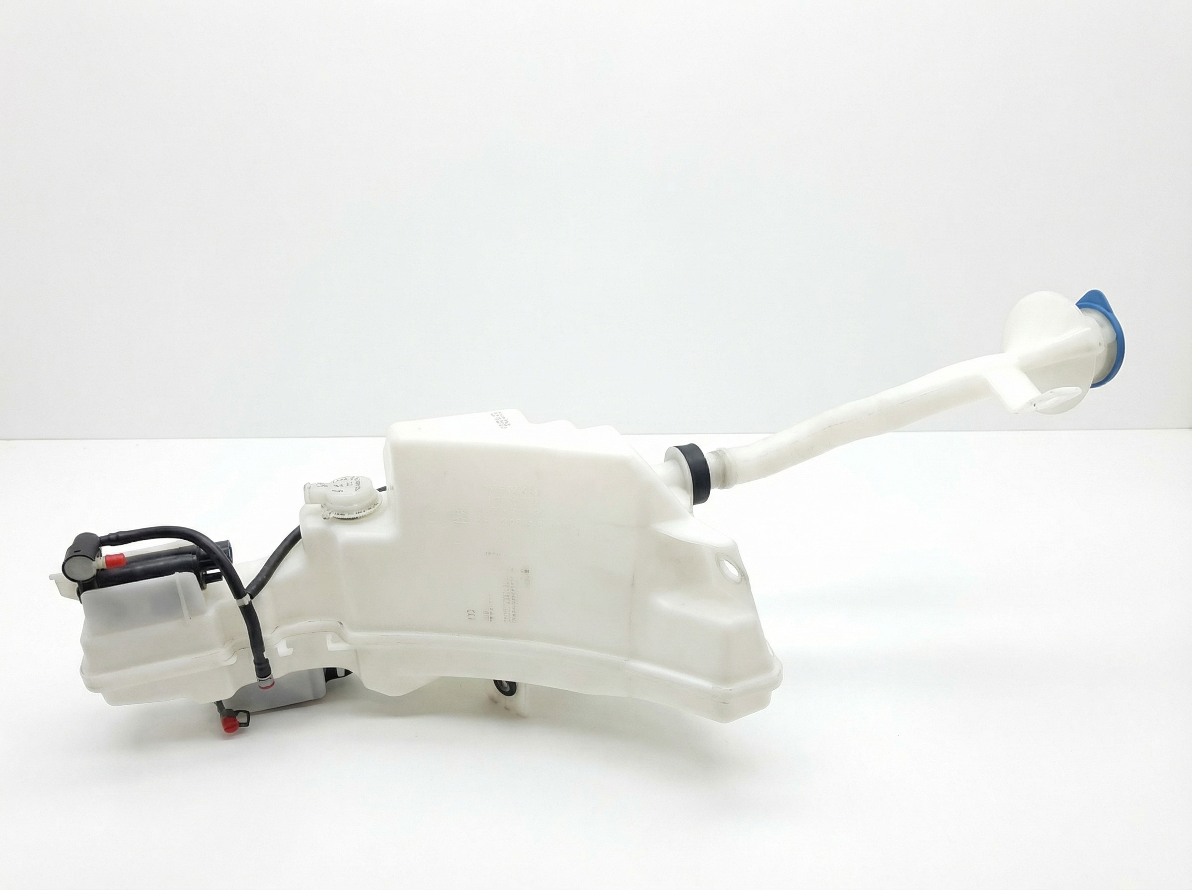 2016-2025 Volvo XC90 Washer Fluid Reservoir Assembly with Pump and Headlamp Washers (Used OEM)