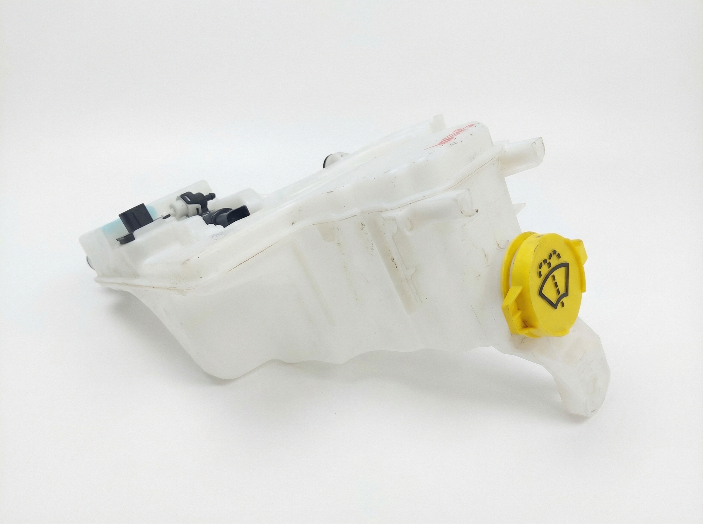 2018-2020 Jeep Wrangler Washer Fluid Reservoir without Rear Washer (Used OEM)