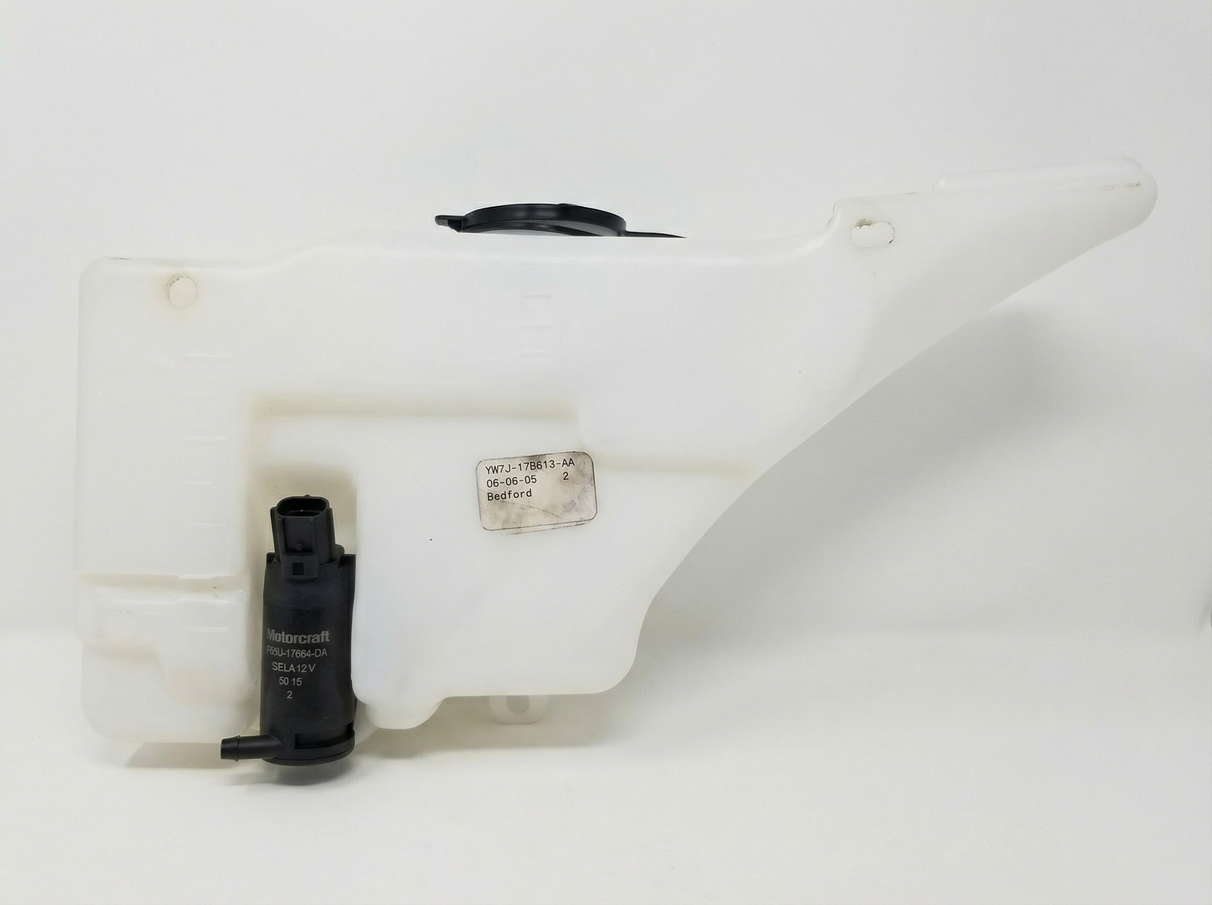 2000-2011 Ford Crown Victoria Washer Fluid Reservoir without Level Sensor (Used OEM)