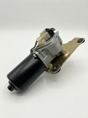 2002-2004 Isuzu Axiom Windshield Wiper Motor - Front (Used OEM)