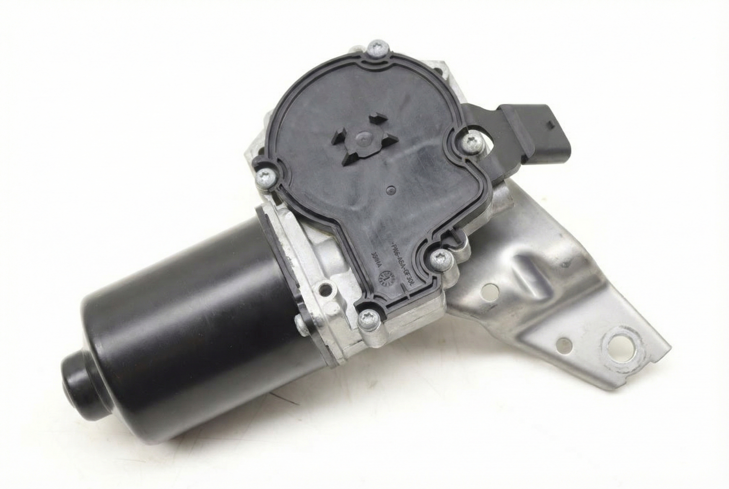 2015-2020 Mercedes-Benz GLA250 Windshield Wiper Motor - Front (Used OEM)