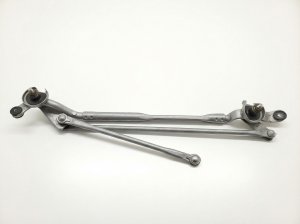 2012-2017 Toyota Camry Windshield Wiper Linkage Assembly (Used OEM)