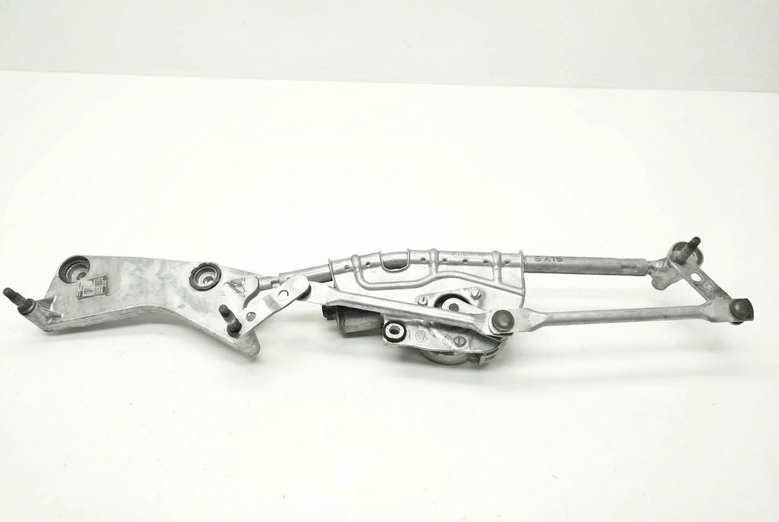 2019-2024 Kia Forte Windshield Wiper Transmission Linkage (Used OEM)