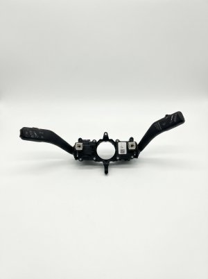 2011-2017 Volkswagen Tiguan Tilt Steering Combination Switch (Used OEM)
