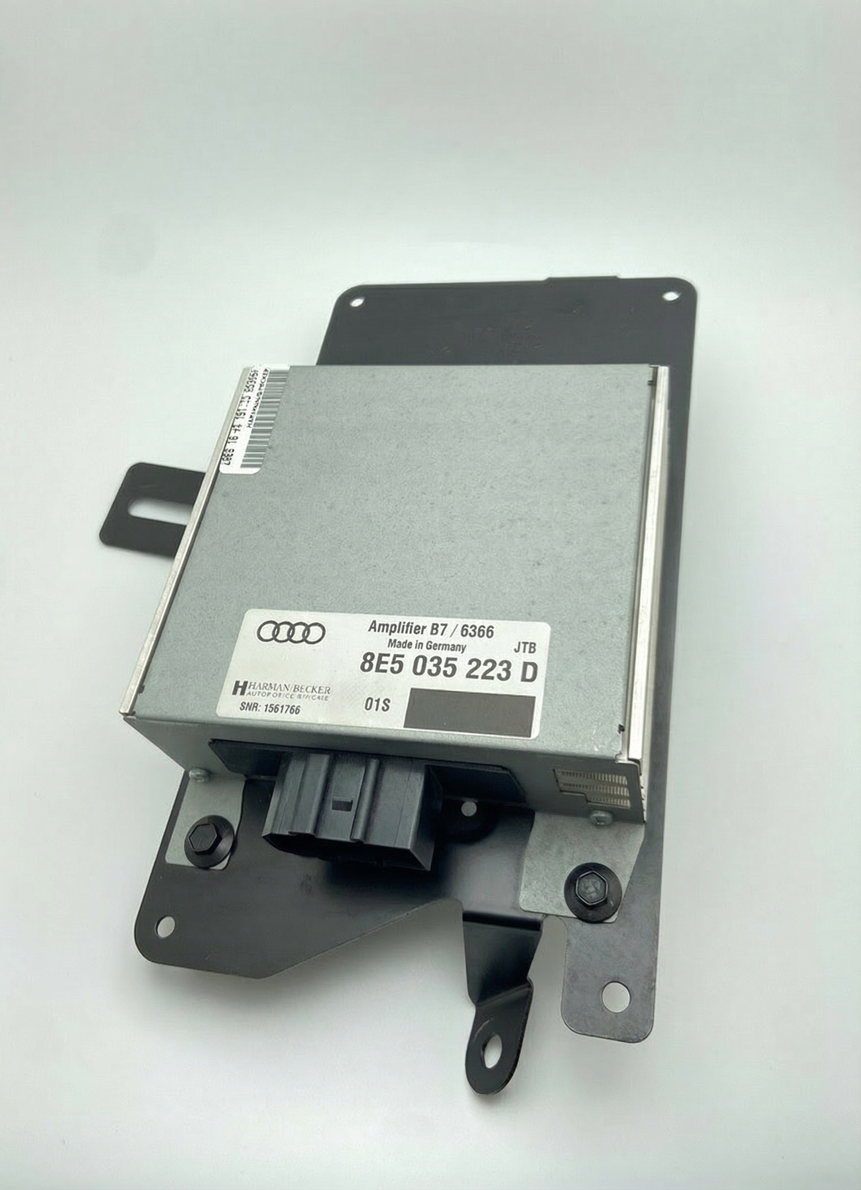 2005-2008 Audi A4 Non-Bose Audio Amplifier (Used OEM)